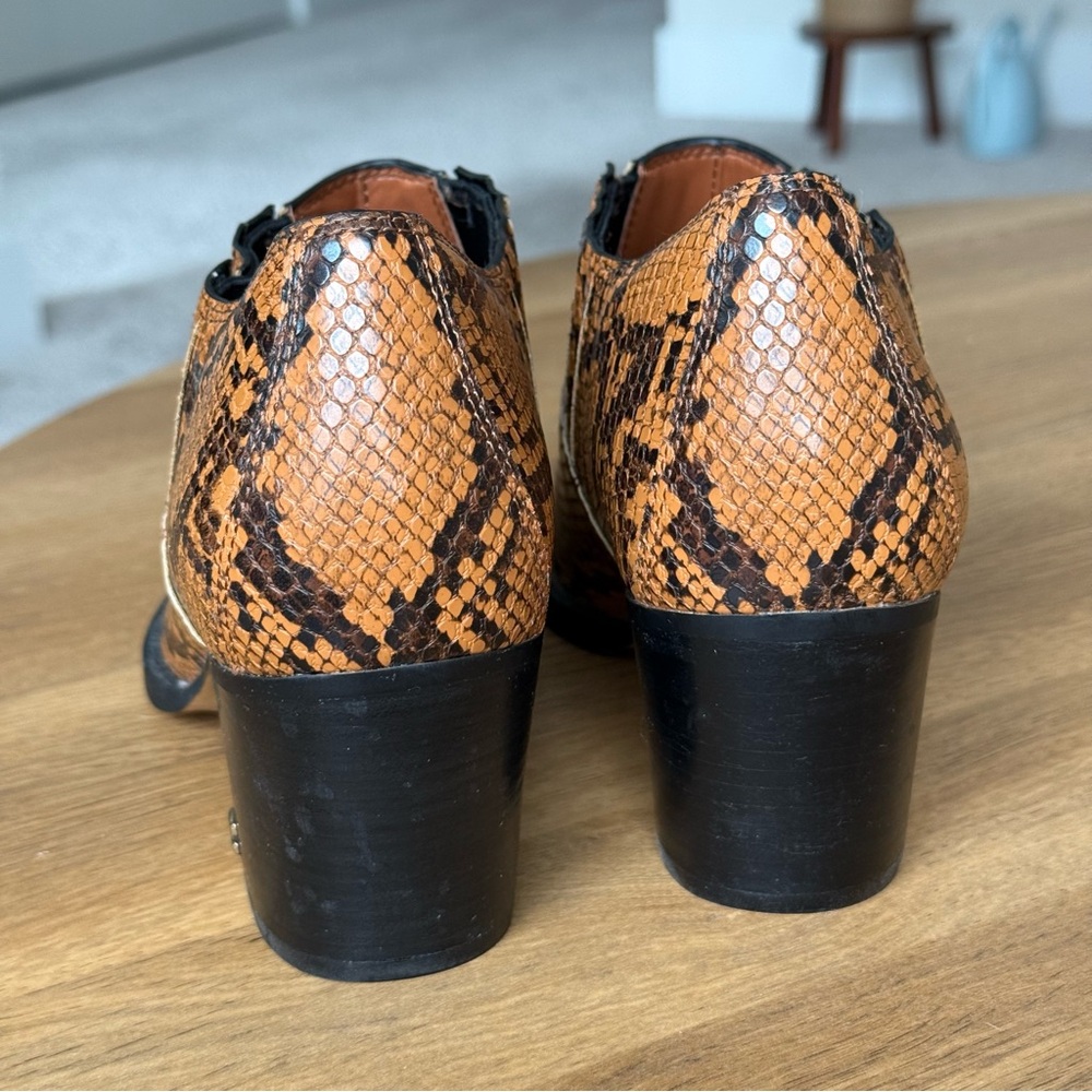 Coach Perri Snakeskin Print Booties Ankle Boots Caramel 9.5 - Picture 3 of 11
